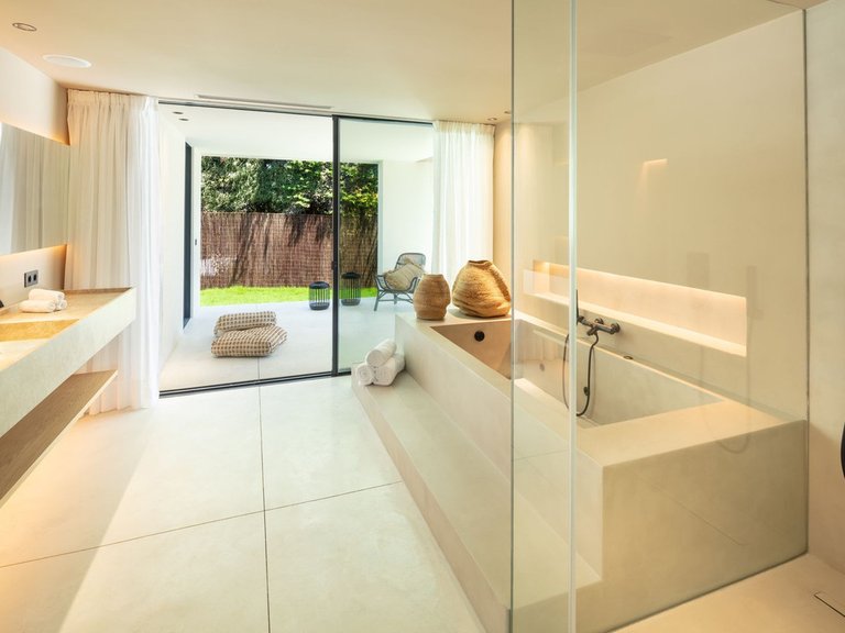 Villa for Sale in Marbella, Malaga 15