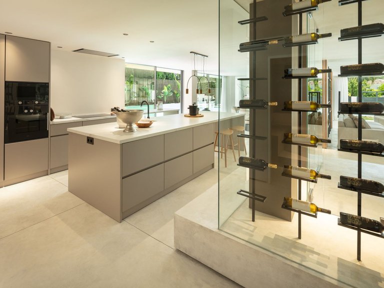 Villa for Sale in Marbella, Malaga 19
