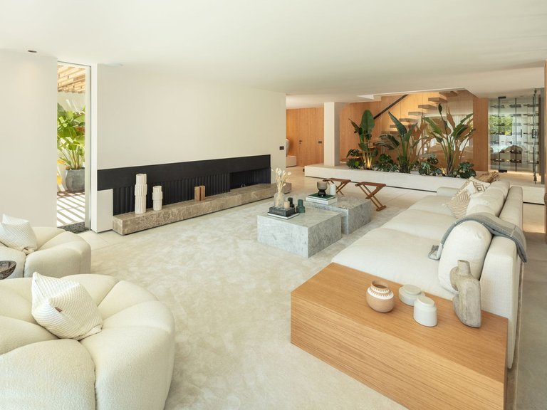 Villa for Sale in Marbella, Malaga 2