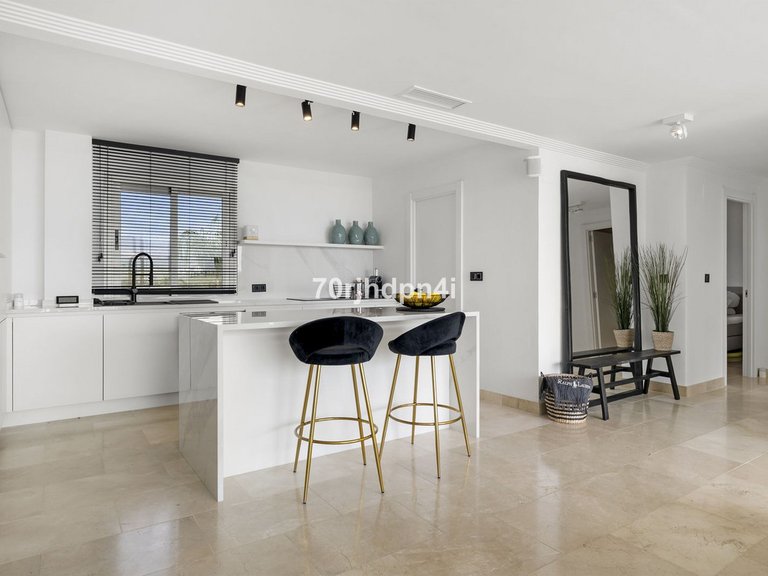 Apartment for Sale in Estepona, Malaga 10