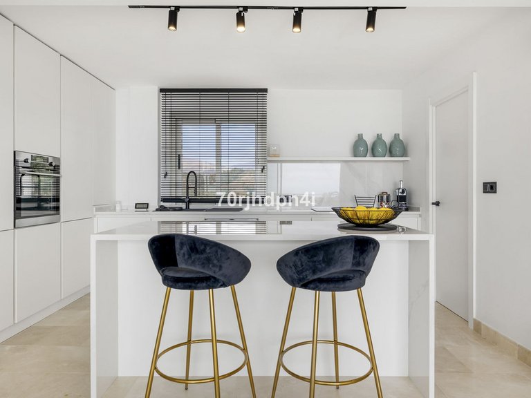 Apartment for Sale in Estepona, Malaga 11