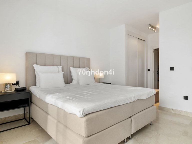 Apartment for Sale in Estepona, Malaga 12