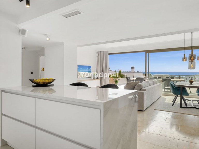 Apartment for Sale in Estepona, Malaga 4