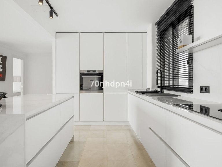 Apartment for Sale in Estepona, Malaga 5