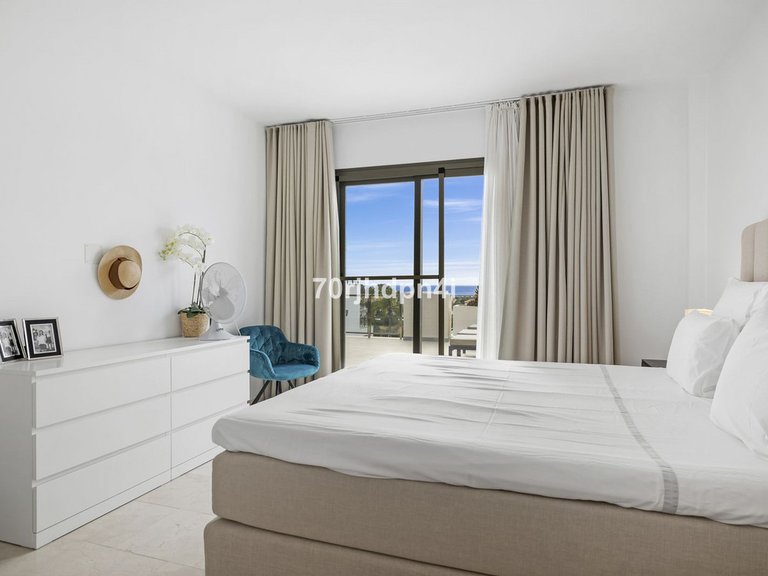 Apartment for Sale in Estepona, Malaga 7