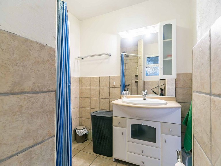 Villa for Sale in Sierrezuela, Malaga 17