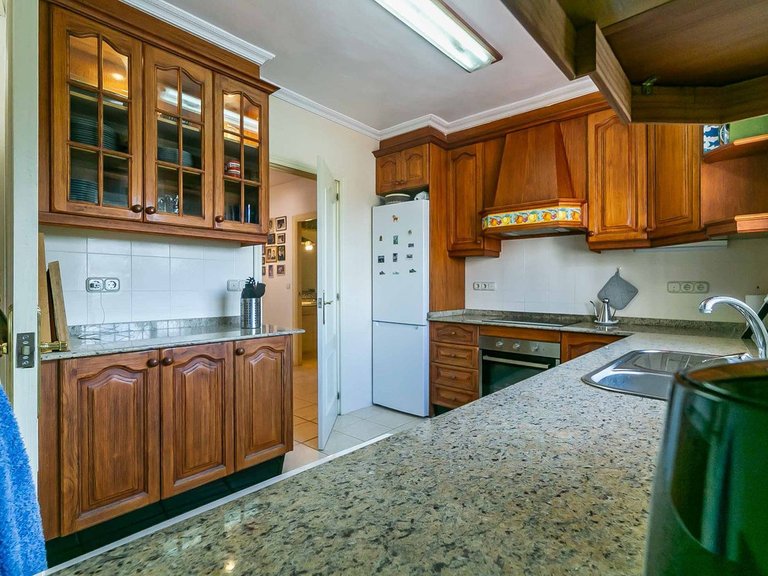 Villa for Sale in Sierrezuela, Malaga 22