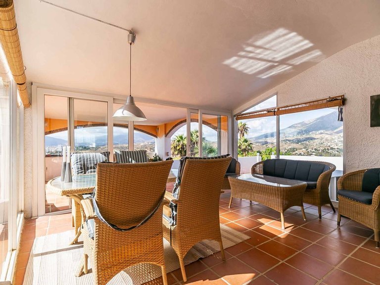 Villa for Sale in Sierrezuela, Malaga 23