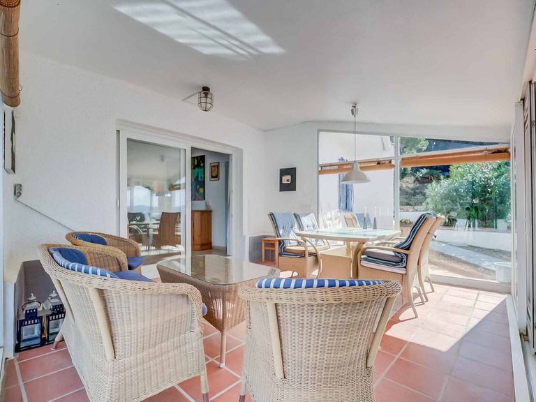 Villa for Sale in Sierrezuela, Malaga 25