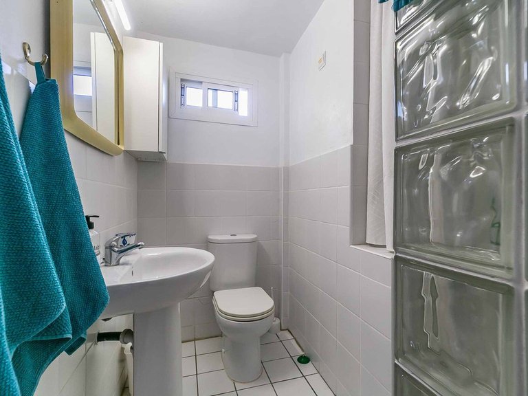 Villa for Sale in Sierrezuela, Malaga 45