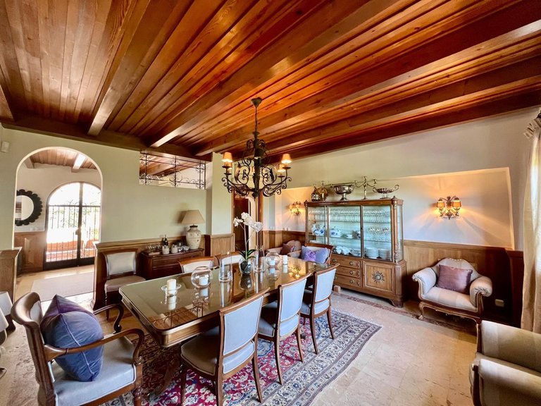 Villa for Sale in Elviria, Malaga 19