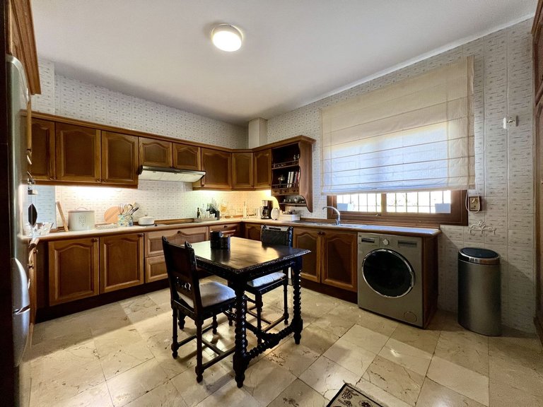 Villa for Sale in Elviria, Malaga 21