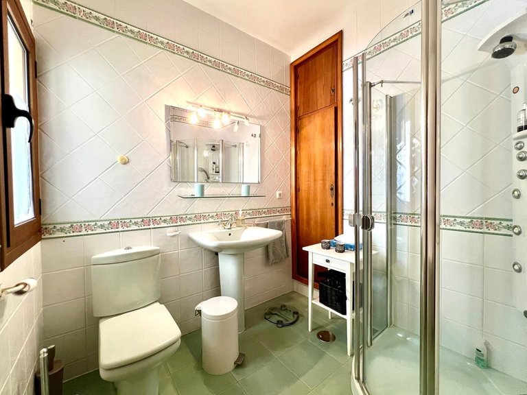 Villa for Sale in Elviria, Malaga 24