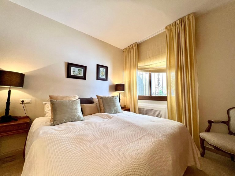 Villa for Sale in Elviria, Malaga 25