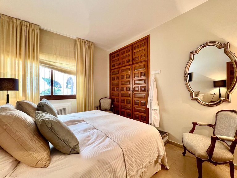Villa for Sale in Elviria, Malaga 26