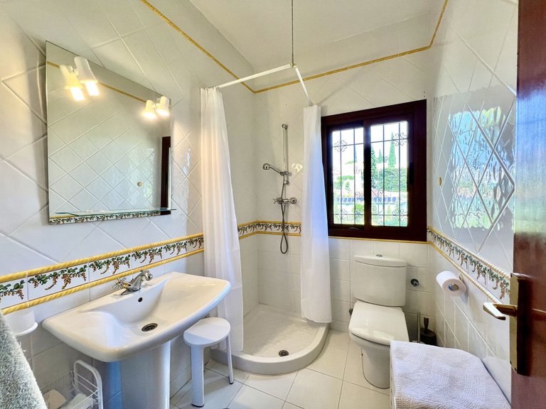 Villa for Sale in Elviria, Malaga 33