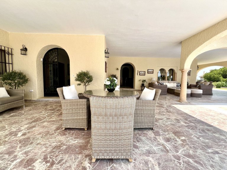 Villa for Sale in Elviria, Malaga 35