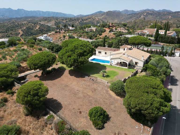 Villa for Sale in Elviria, Malaga 5
