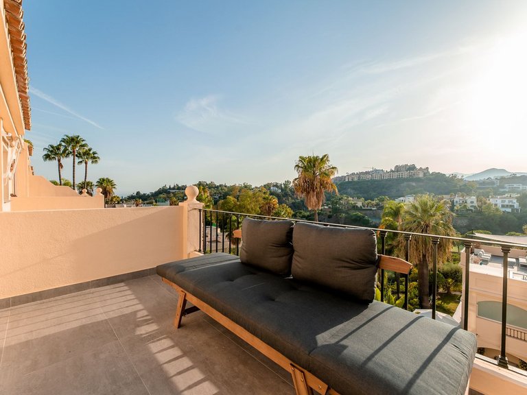 Apartment for Sale in La Quinta, Malaga 21