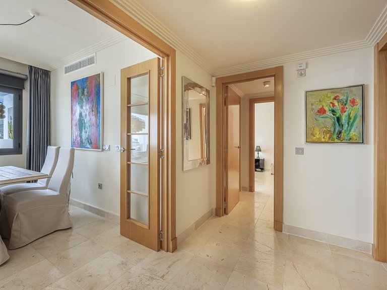 Apartment for Sale in Benahavís, Malaga 15