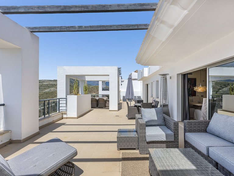 Apartment for Sale in Benahavís, Malaga 31