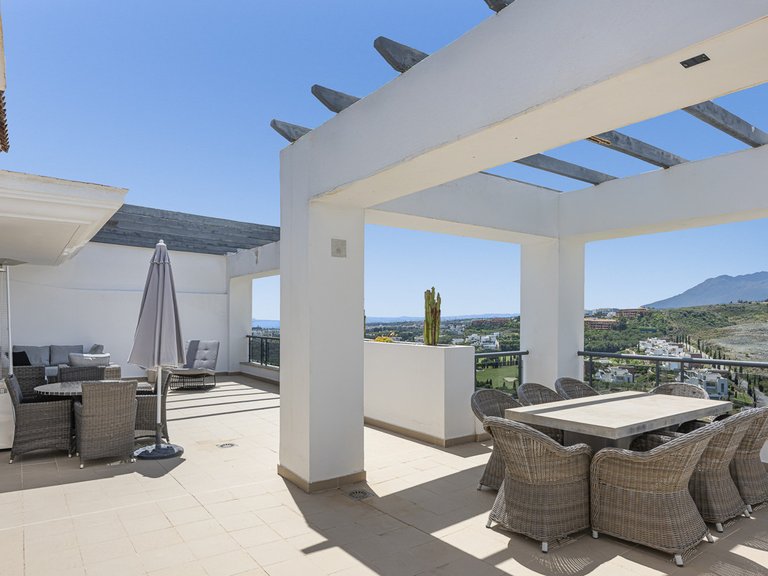 Apartment for Sale in Benahavís, Malaga 32
