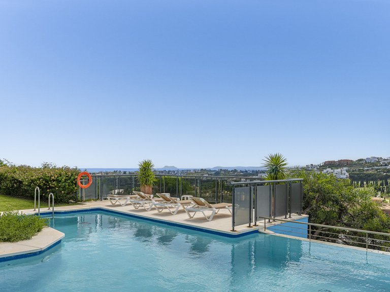 Apartment for Sale in Benahavís, Malaga 39