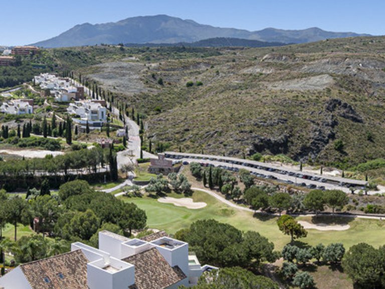 Apartment for Sale in Benahavís, Malaga 41