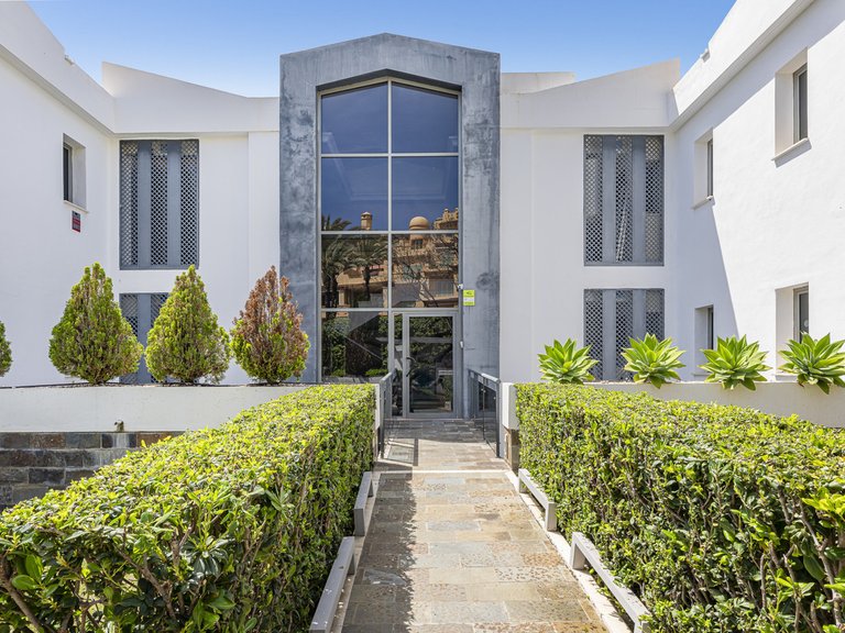 Apartment for Sale in Benahavís, Malaga 5