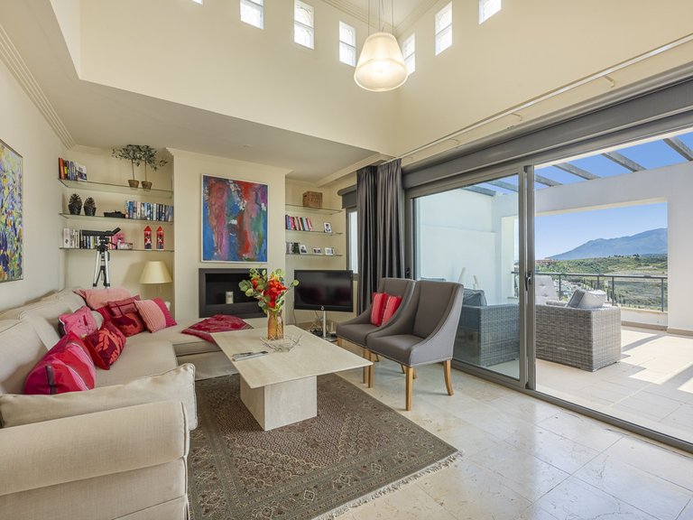 Apartment for Sale in Benahavís, Malaga 6
