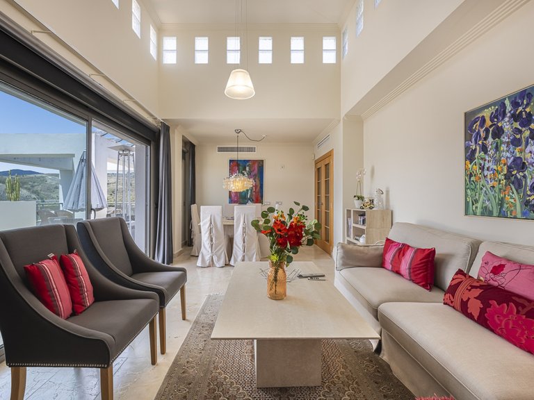 Apartment for Sale in Benahavís, Malaga 7