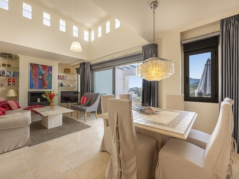 Apartment for Sale in Benahavís, Malaga 9