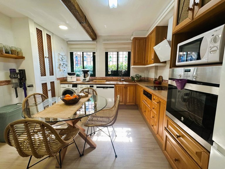 Apartment for Sale in San Pedro De Alcántara, Malaga 2