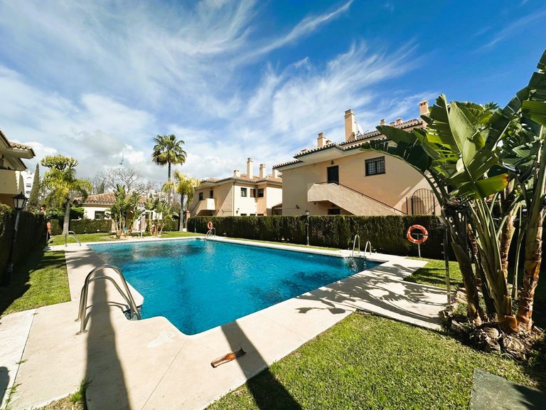 Apartment for Sale in San Pedro De Alcántara, Malaga 26