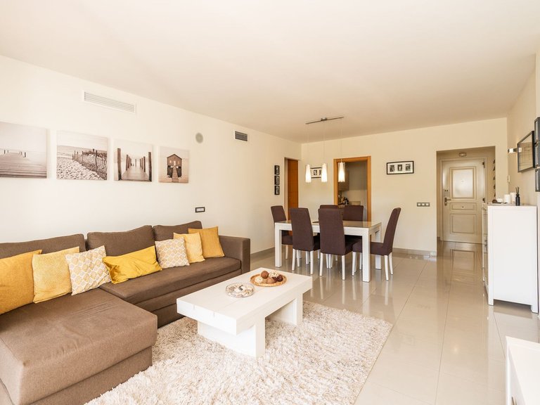 Apartment for Sale in Atalaya, Malaga 4