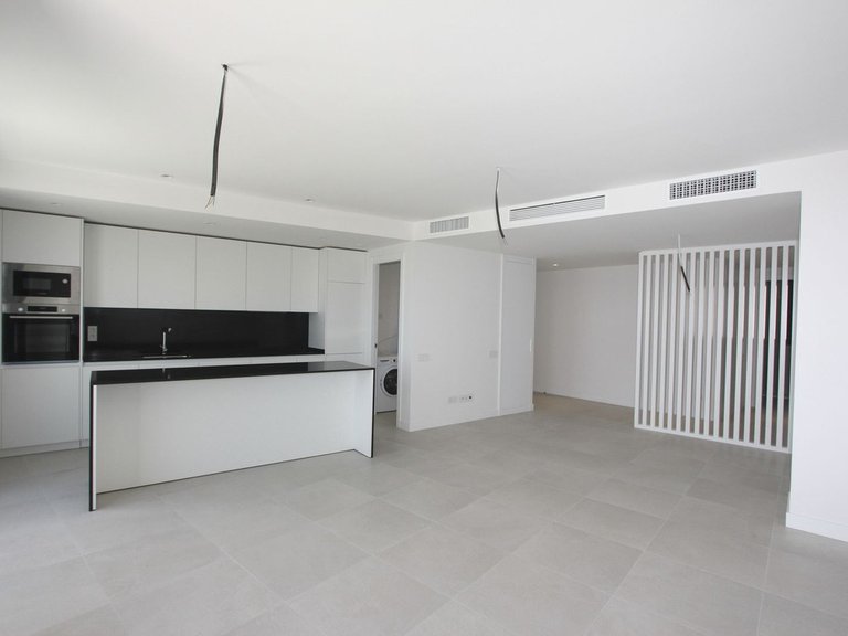 Apartment for Sale in Selwo, Malaga 10