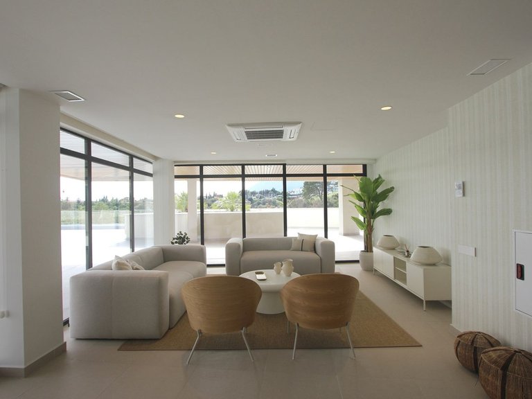 Apartment for Sale in Selwo, Malaga 48