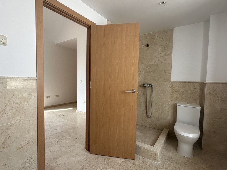 Villa for Sale in Doña Julia, Malaga 19