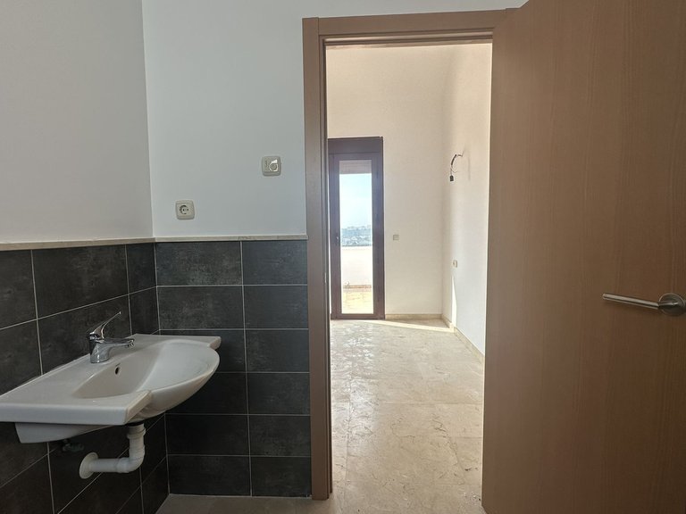 Villa for Sale in Doña Julia, Malaga 28