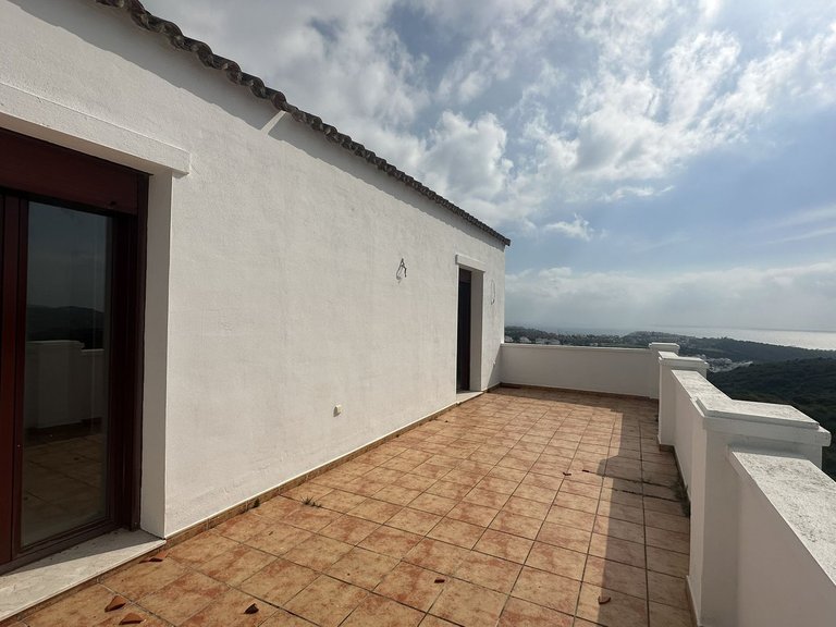 Villa for Sale in Doña Julia, Malaga 32