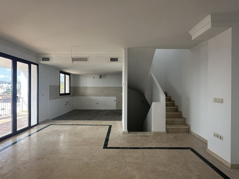 Villa for Sale in Doña Julia, Malaga 46