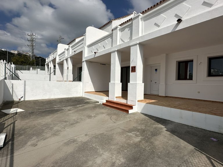 Villa for Sale in Doña Julia, Malaga 2