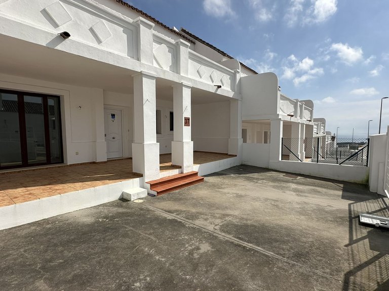 Villa for Sale in Doña Julia, Malaga 3