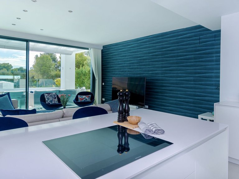 Villa for Sale in Calahonda, Malaga 16