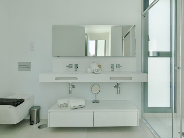 Villa for Sale in Calahonda, Malaga 23