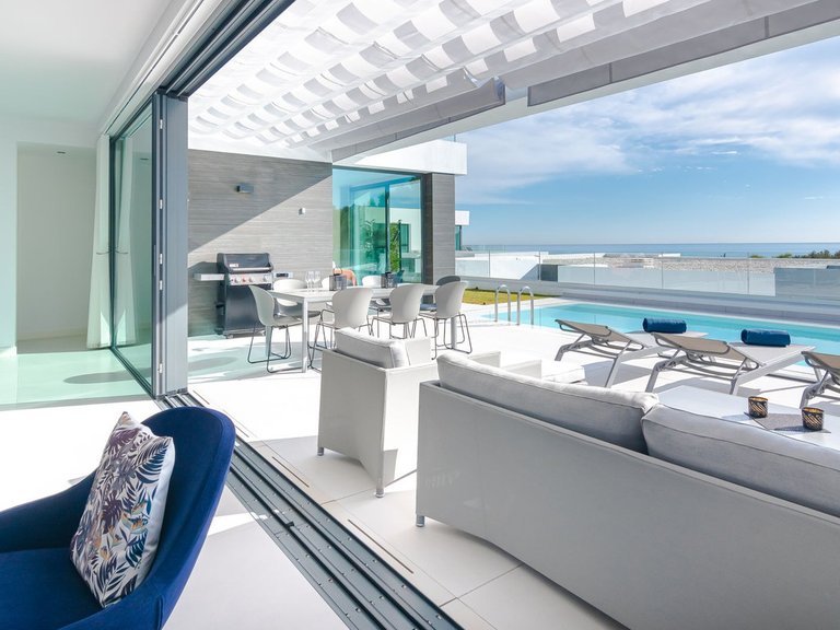 Villa for Sale in Calahonda, Malaga 3