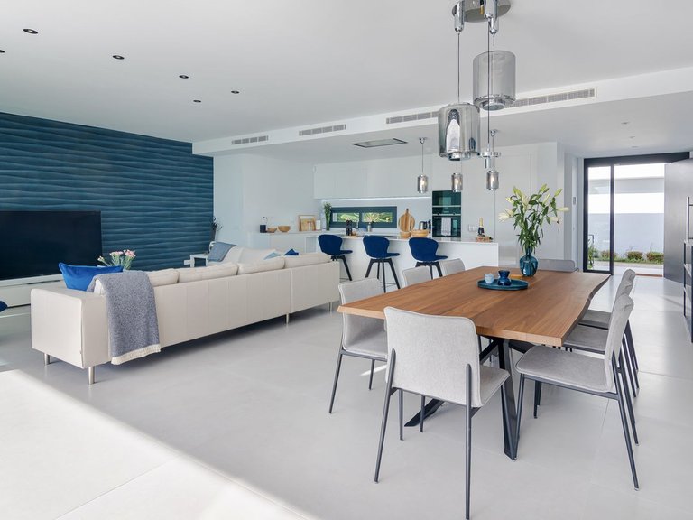 Villa for Sale in Calahonda, Malaga 5