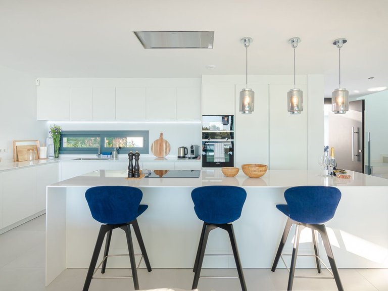 Villa for Sale in Calahonda, Malaga 6