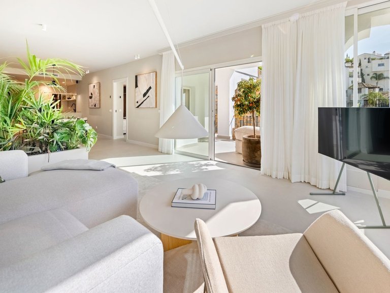 Apartment for Sale in La Quinta, Malaga 1