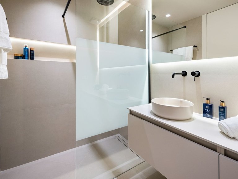 Apartment for Sale in La Quinta, Malaga 23